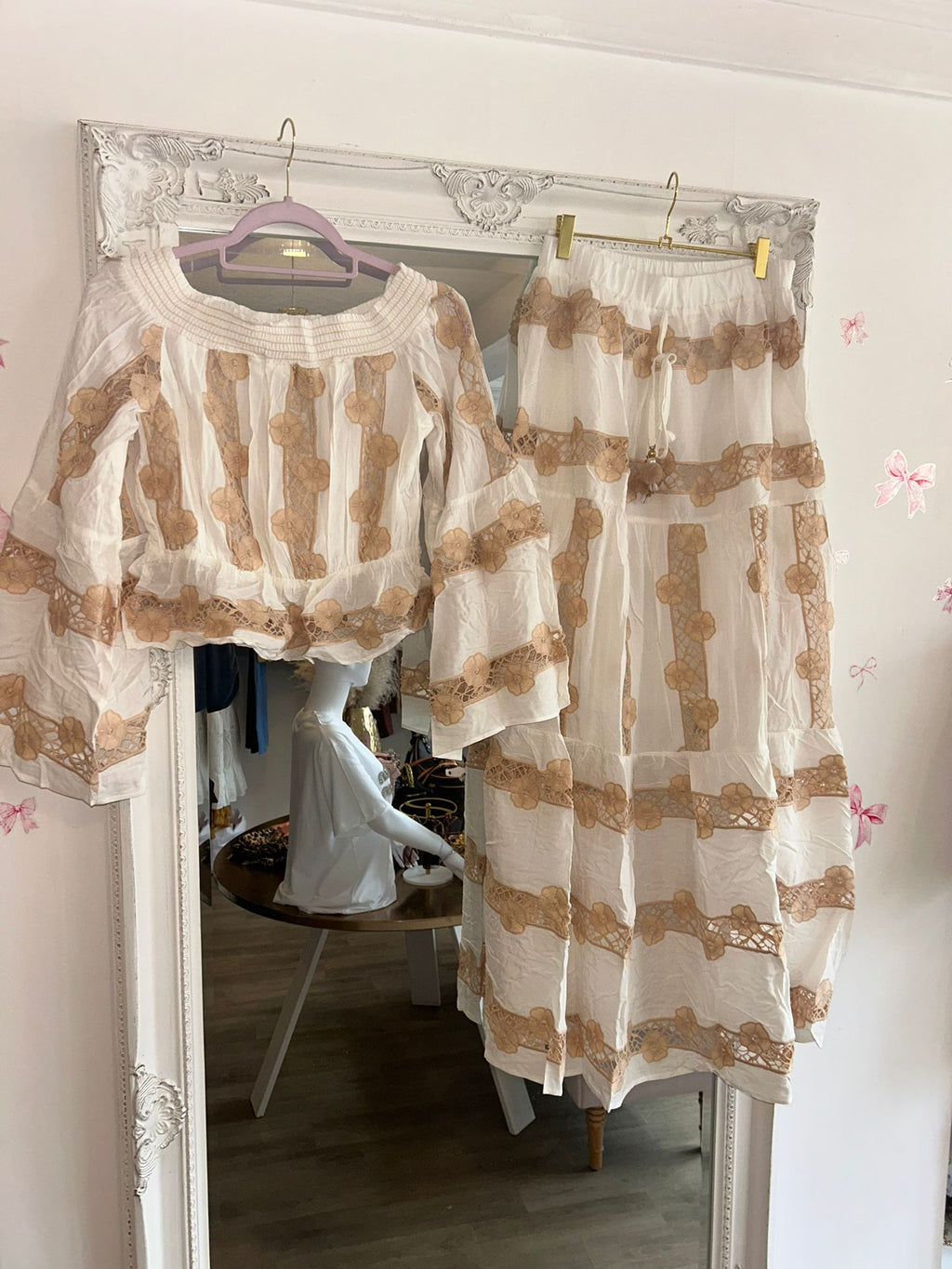 £80 Italian luxury sets