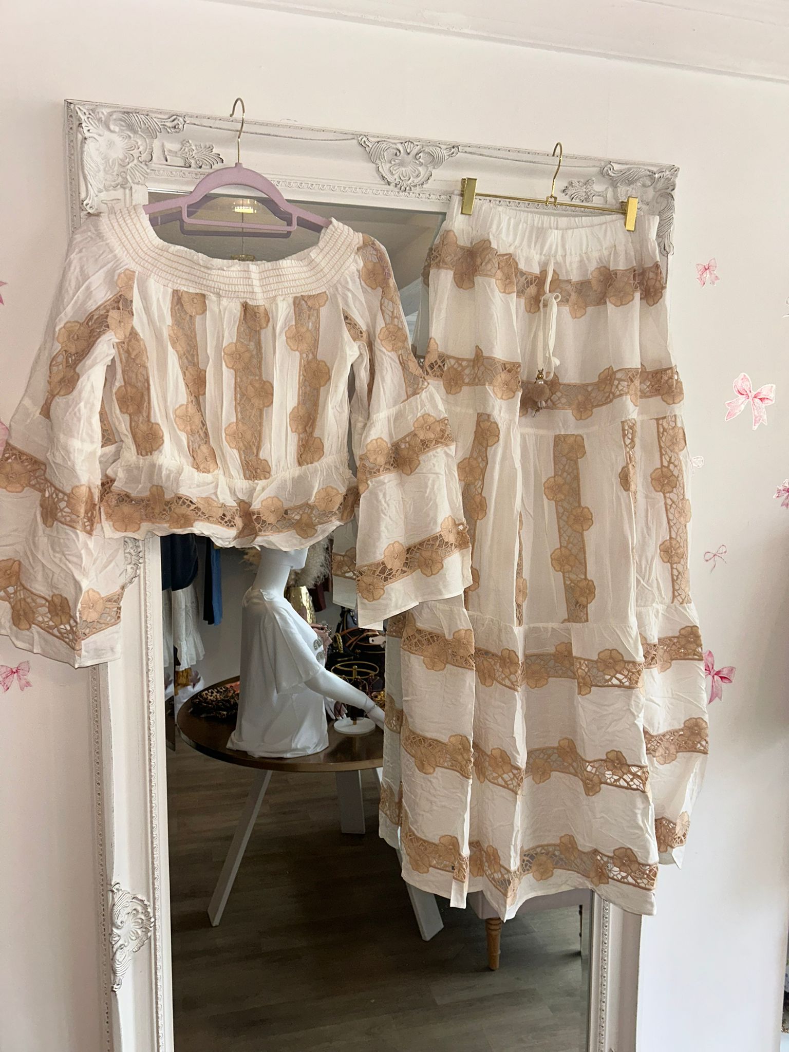 £80 Italian luxury sets