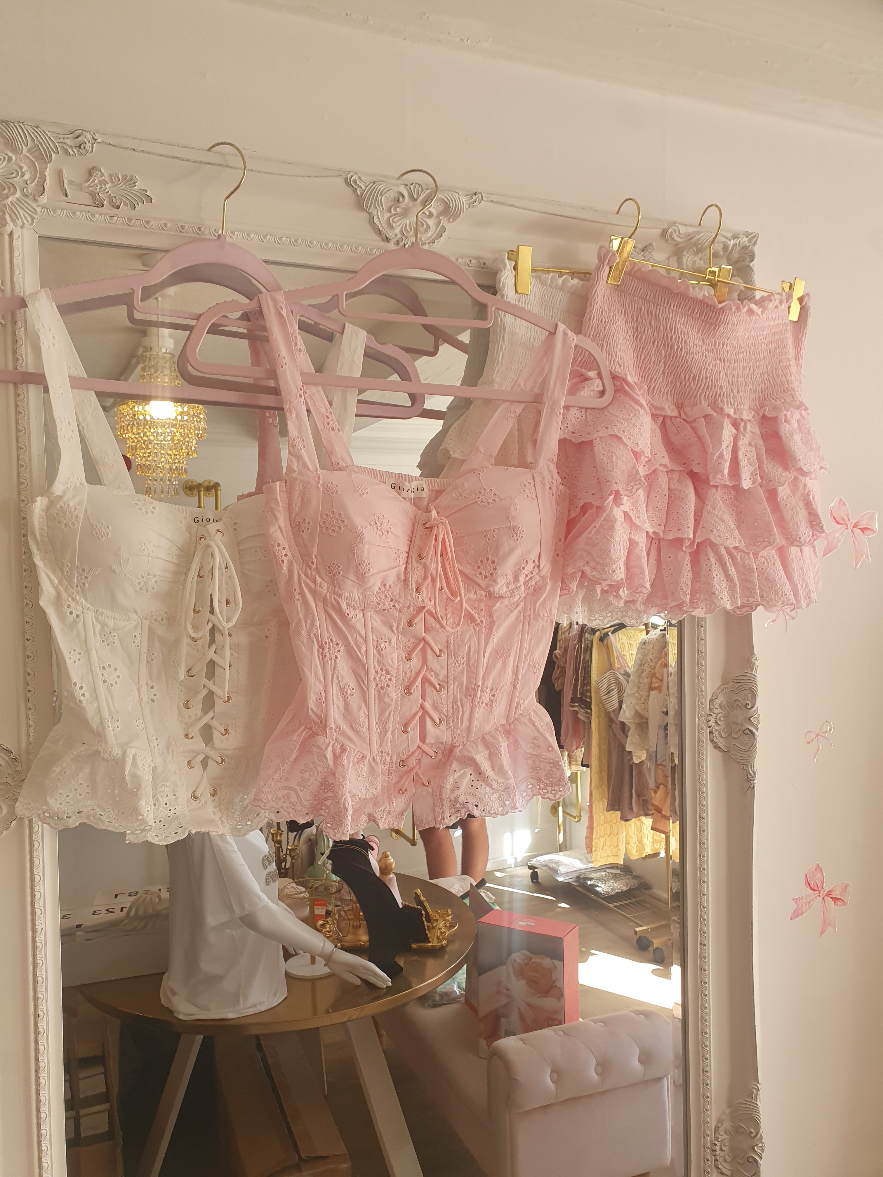 Pink lilla sets £40✨️